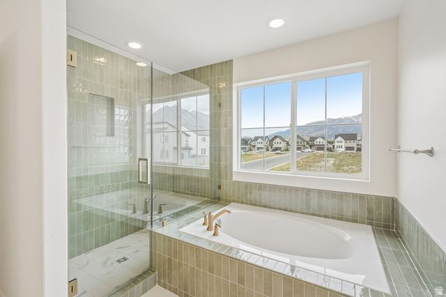 9978 N LITTLE LEAF LN, Highland, UT 84003