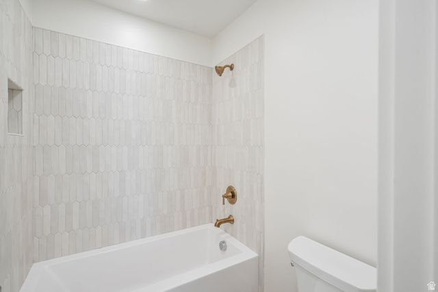 9978 N LITTLE LEAF LN, Highland, UT 84003