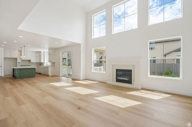 9978 N LITTLE LEAF LN, Highland, UT 84003