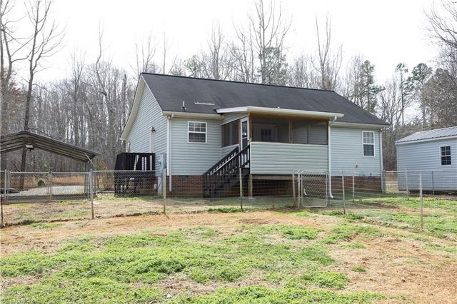 4421 Spoon Loop Road, Liberty, NC 27298