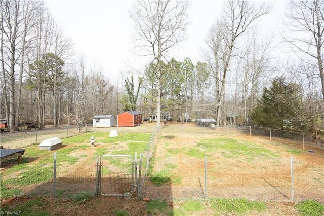 4421 Spoon Loop Road, Liberty, NC 27298