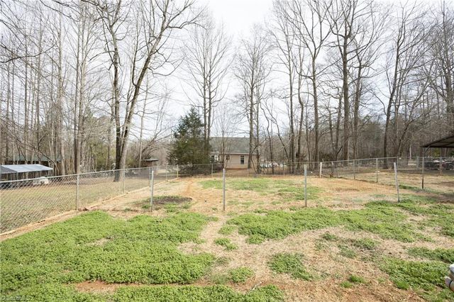 4421 Spoon Loop Road, Liberty, NC 27298