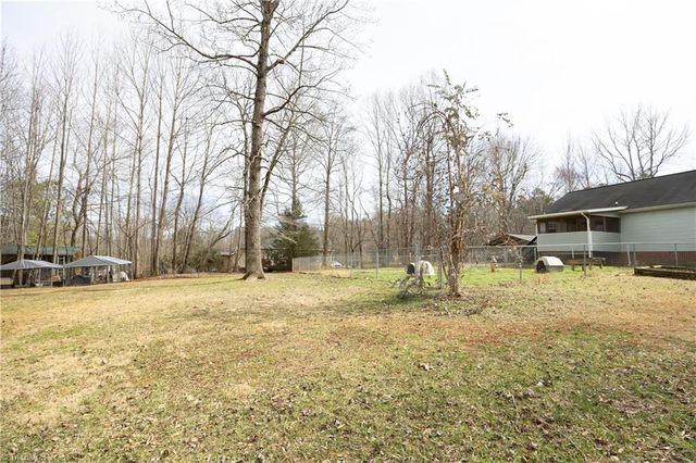4421 Spoon Loop Road, Liberty, NC 27298