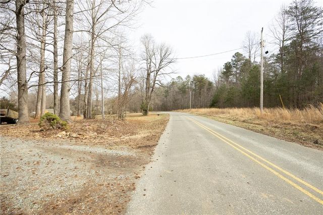 4421 Spoon Loop Road, Liberty, NC 27298