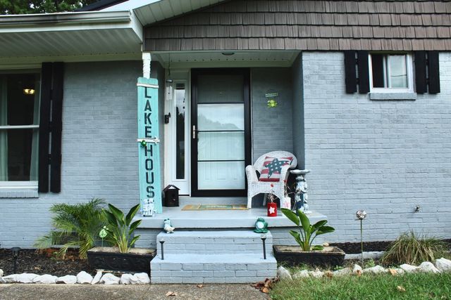 105 Edgewater Dr, Winchester, TN 37398