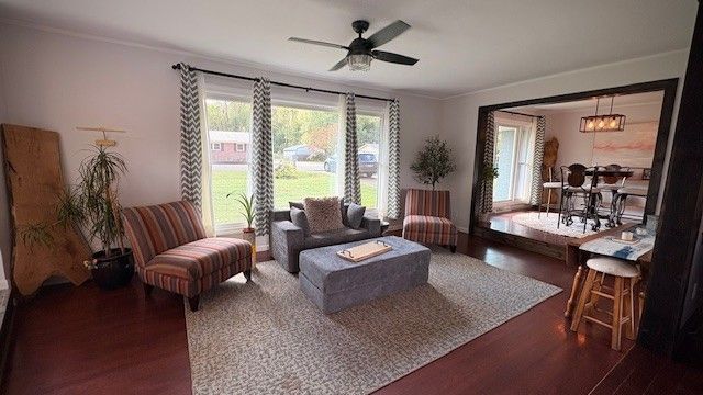 105 Edgewater Dr, Winchester, TN 37398