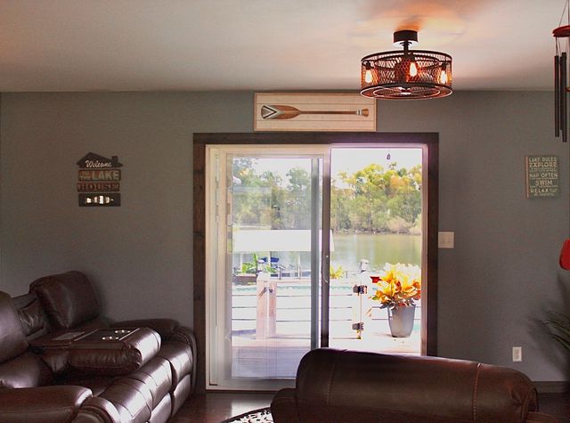 105 Edgewater Dr, Winchester, TN 37398