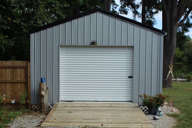 105 Edgewater Dr, Winchester, TN 37398