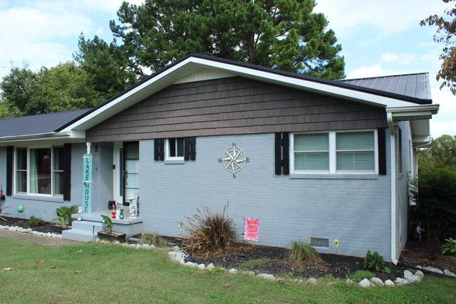 105 Edgewater Dr, Winchester, TN 37398