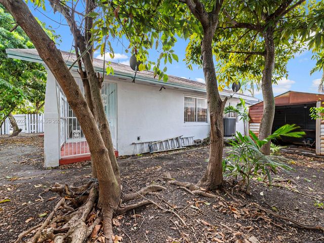 11075 SW 221st Ter, Miami, FL 33170