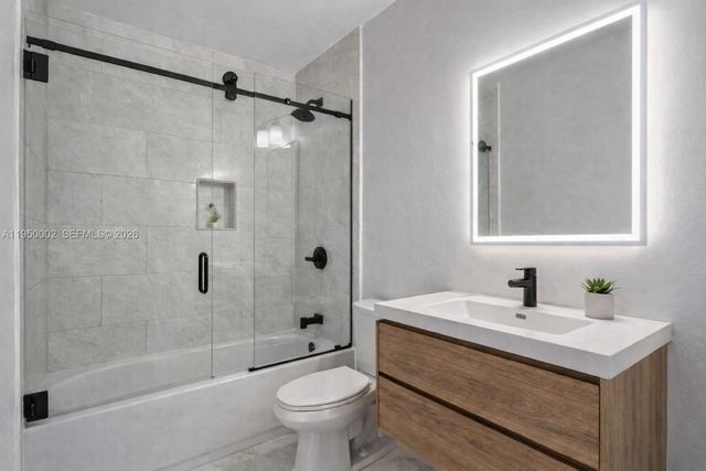 11075 SW 221st Ter, Miami, FL 33170