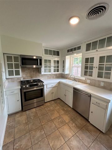 5811 Palm Lane, Dallas, TX 75206