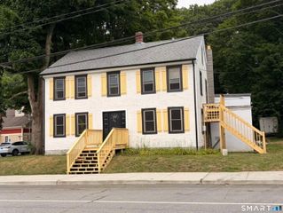 36 South Main Street, Putnam, CT 06260