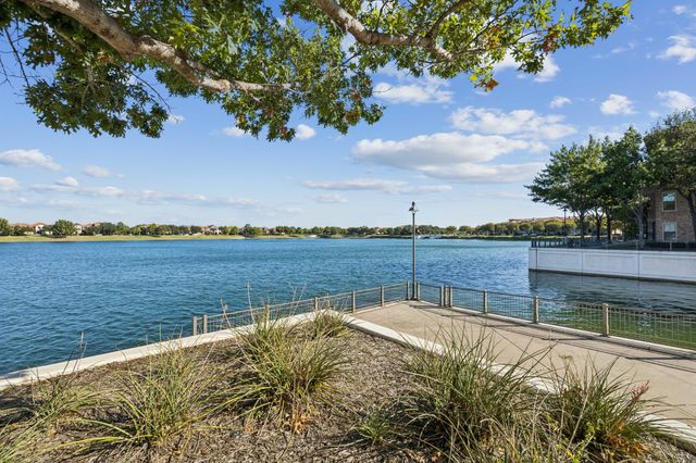 643 Senda, Irving, TX 75039