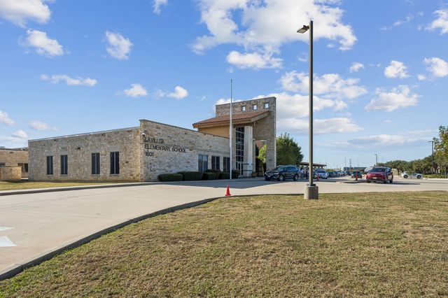 643 Senda, Irving, TX 75039