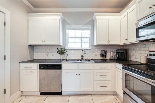 2405 NW 16 Street, Oklahoma City, OK 73107