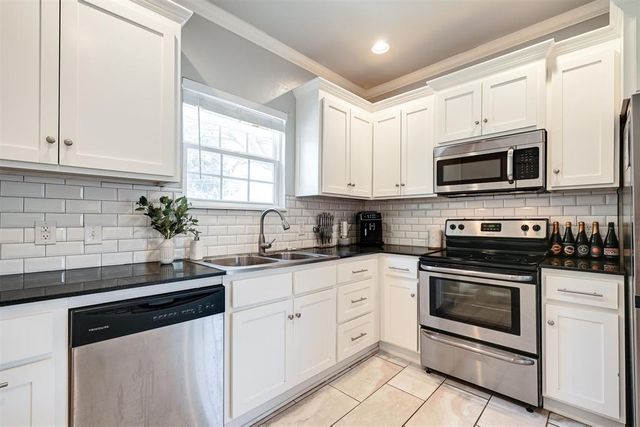 2405 NW 16 Street, Oklahoma City, OK 73107