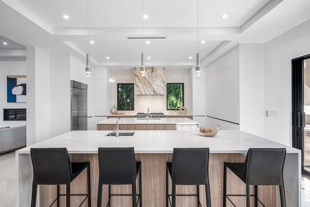 258 33rd Court, West Palm Beach, FL 33407