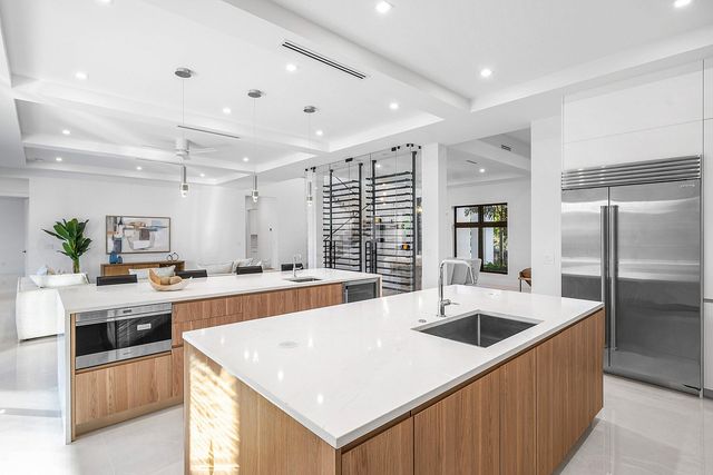 258 33rd Court, West Palm Beach, FL 33407