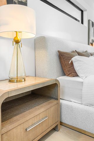 258 33rd Court, West Palm Beach, FL 33407