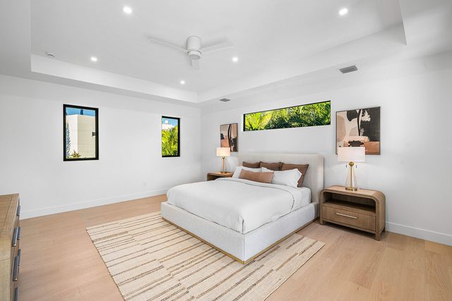 258 33rd Court, West Palm Beach, FL 33407