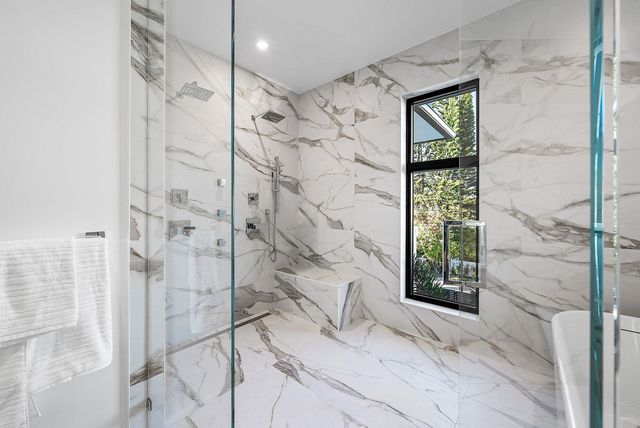 258 33rd Court, West Palm Beach, FL 33407