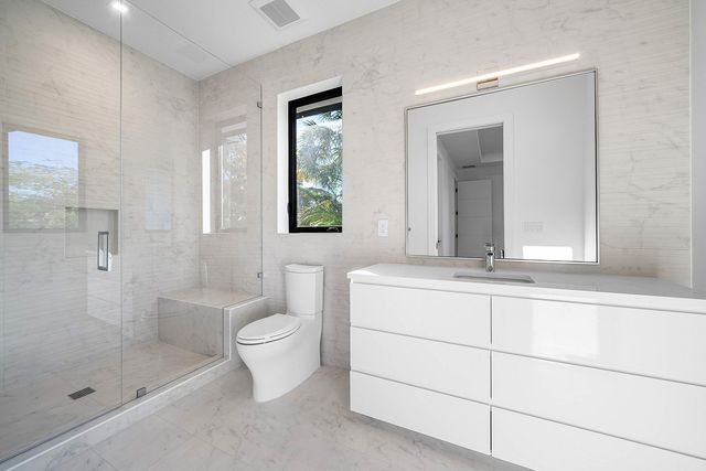 258 33rd Court, West Palm Beach, FL 33407