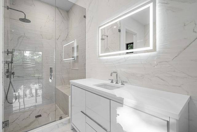 258 33rd Court, West Palm Beach, FL 33407