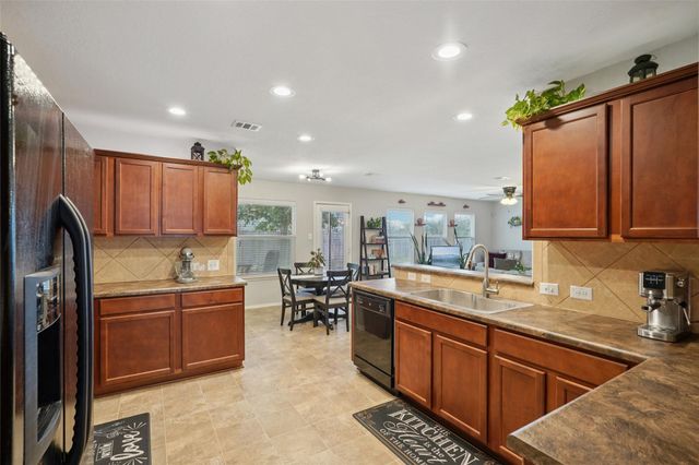 2854 Oakdell TRL, New Braunfels, TX 78130