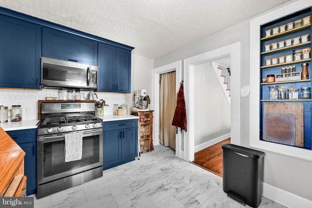 1129 E SOUTH ST, York, PA 17403