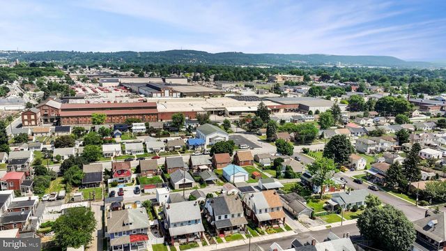 1129 E SOUTH ST, York, PA 17403