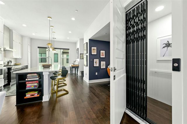 4604 Longevity DR, Austin, TX 78731