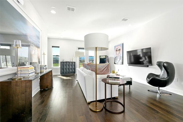 4604 Longevity DR, Austin, TX 78731