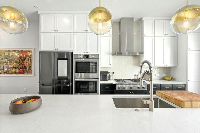 4604 Longevity DR, Austin, TX 78731