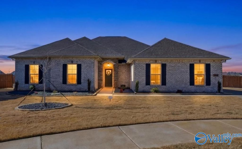 223 Nellie Faye Lane, Meridianville, AL 35759