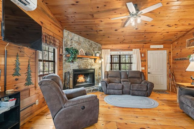 159 Pack Creek Road, Blue Ridge, GA 30513