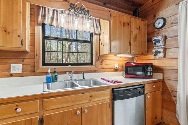 159 Pack Creek Road, Blue Ridge, GA 30513