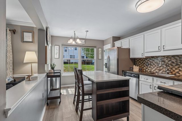 602 RED ROCK CIR, Royersford, PA 19468