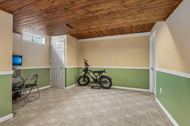 602 RED ROCK CIR, Royersford, PA 19468