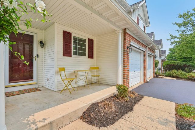 602 RED ROCK CIR, Royersford, PA 19468