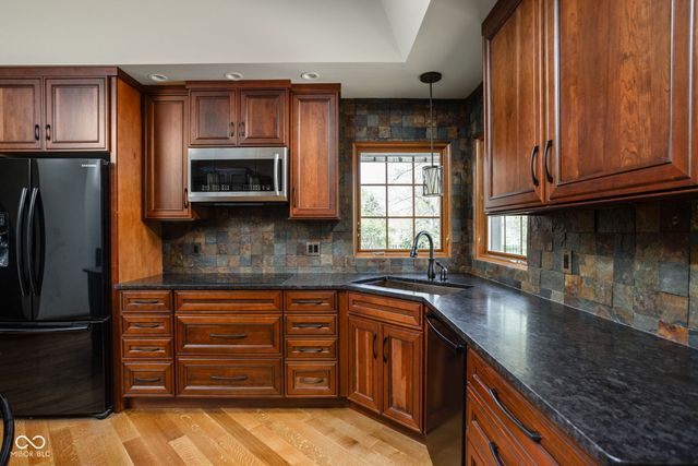 9387 Shady, Brownsburg, IN 46112