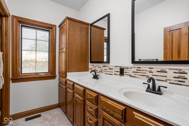 9387 Shady, Brownsburg, IN 46112