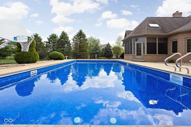 9387 Shady, Brownsburg, IN 46112