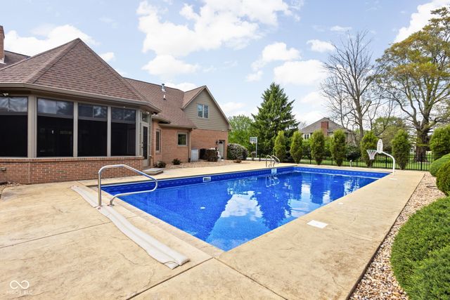 9387 Shady, Brownsburg, IN 46112