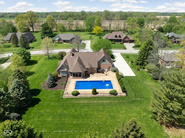 9387 Shady, Brownsburg, IN 46112