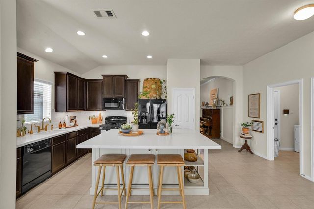 28915 Hidden Lake W, Magnolia, TX 77354