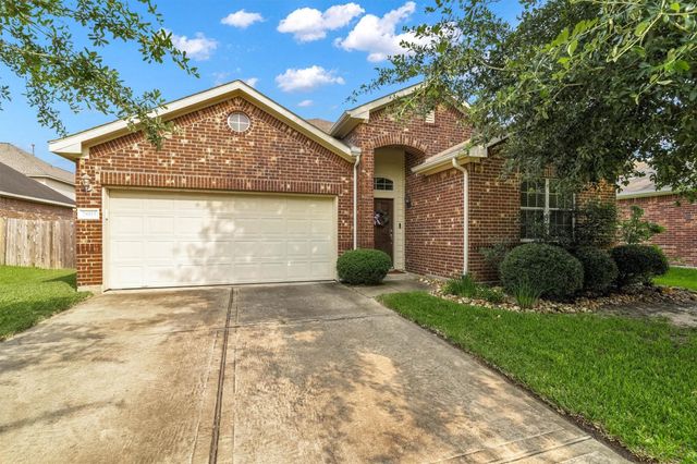 28915 Hidden Lake W, Magnolia, TX 77354