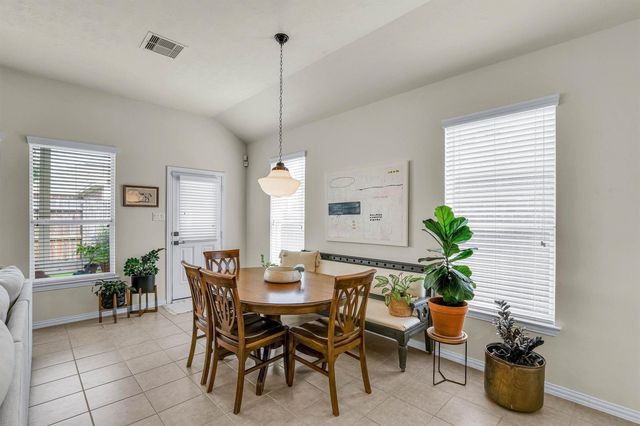 28915 Hidden Lake W, Magnolia, TX 77354