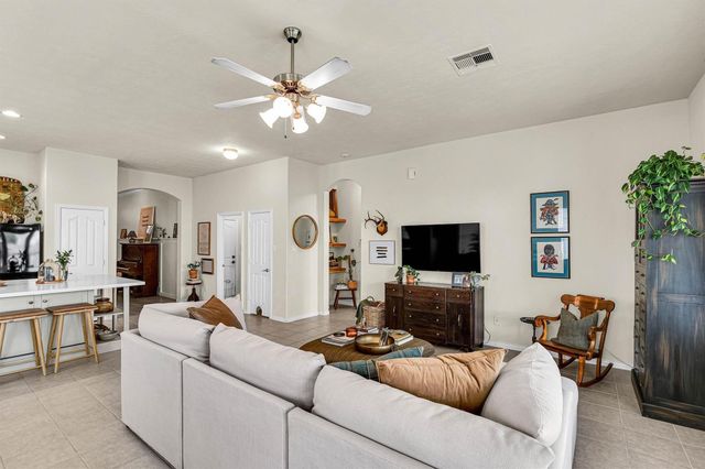 28915 Hidden Lake W, Magnolia, TX 77354
