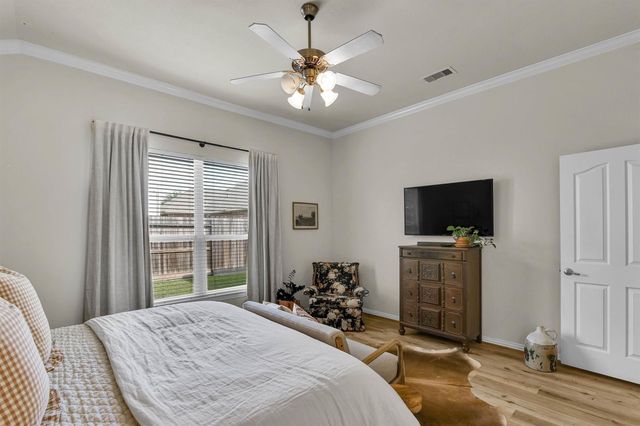 28915 Hidden Lake W, Magnolia, TX 77354
